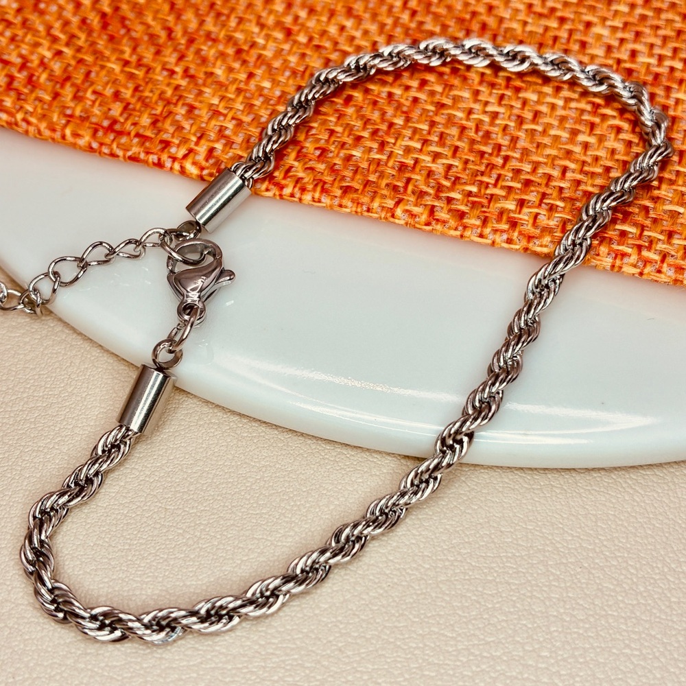 Silver Twisted Chain Stackable Bracelet